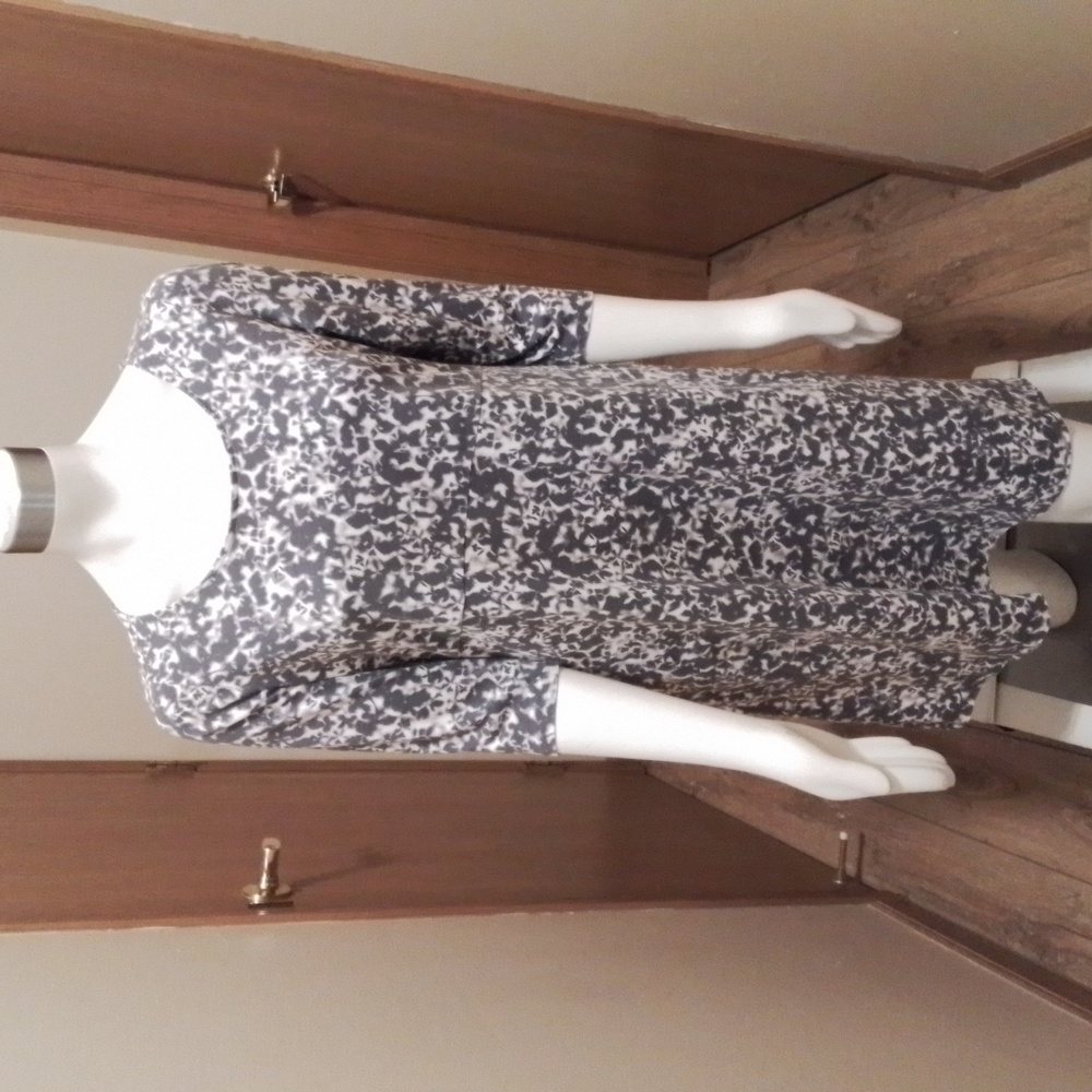 J.Jill / Pure Jill cotton dress, white/gray, excellent condition, pockets!